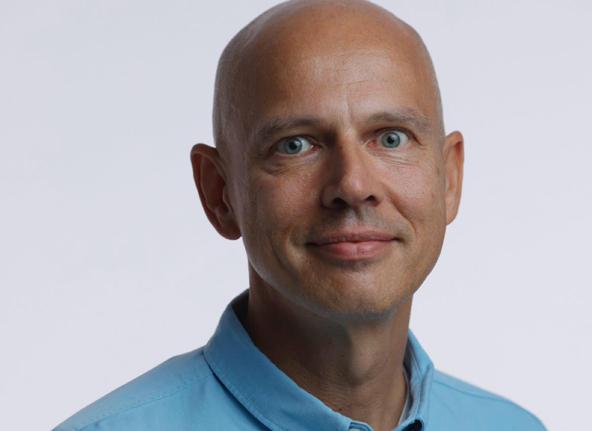 Experienced Scrum Master, Business Developer, and Project Manager specializing in digital infrastructure and mobile networks. Expert in tailored solutions, agile methods, and customer-focused strategies to drive your projects to success.